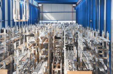 Kasto Unibloc A: Retrofit-Akrobatik unterm Hallendach